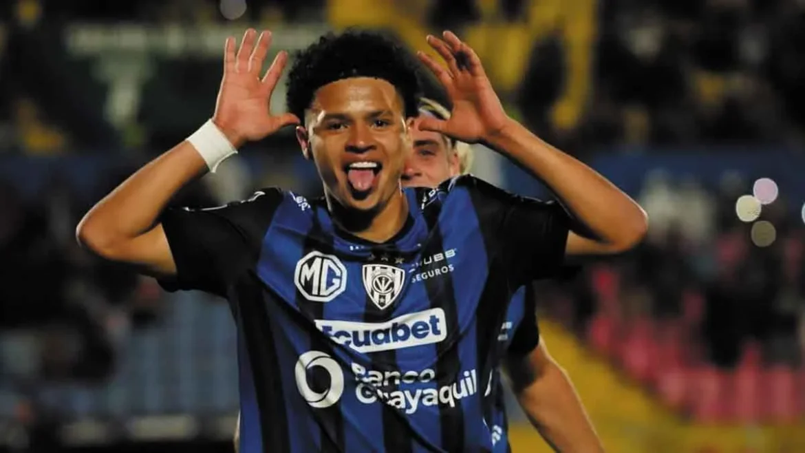 Patrik Mercado, opción top para la zona de creación del Sevilla FC